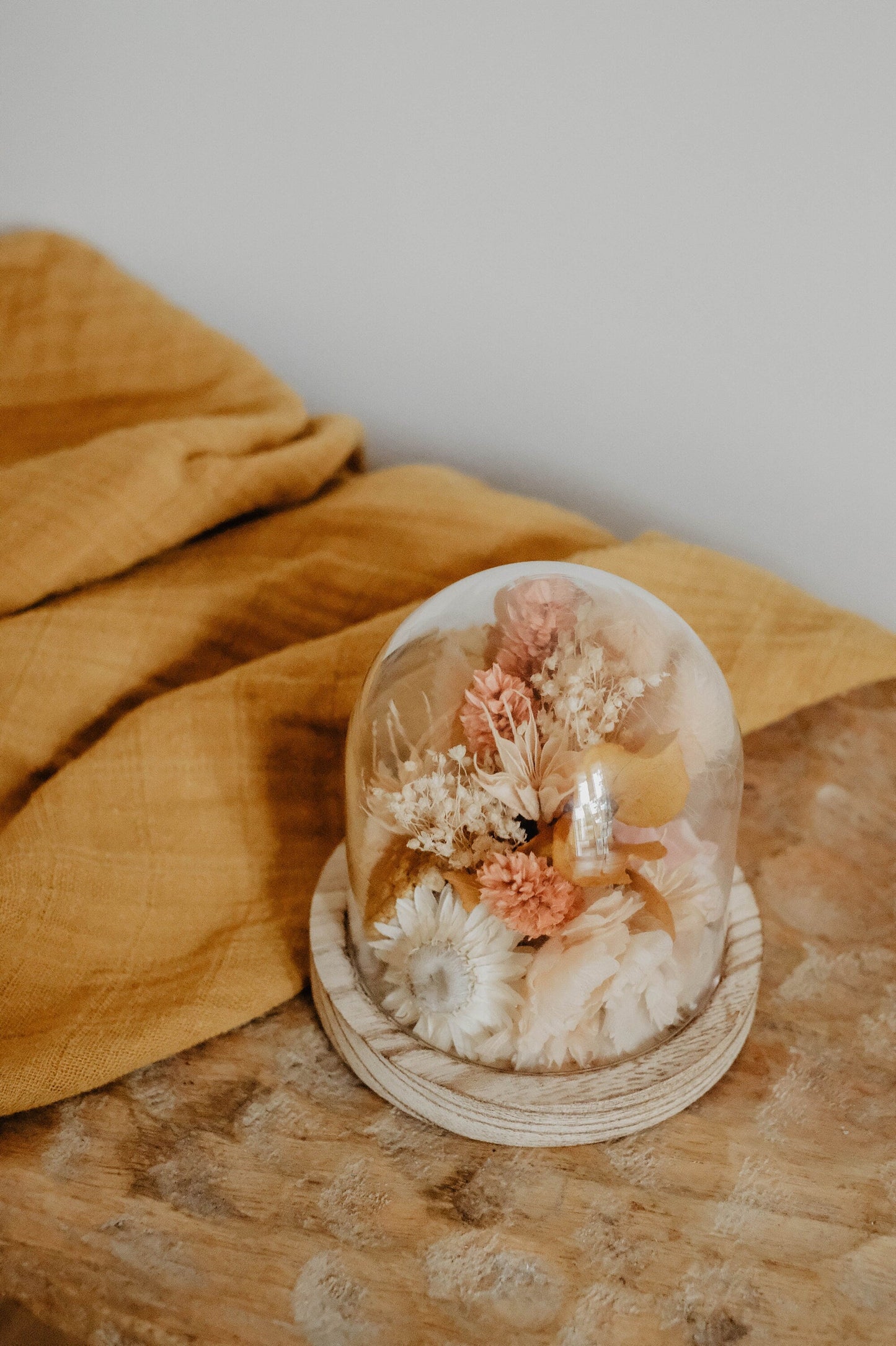 Cloche " CHARLY " décoration fleurs séchées, beige, nude, moutarde Product vendor