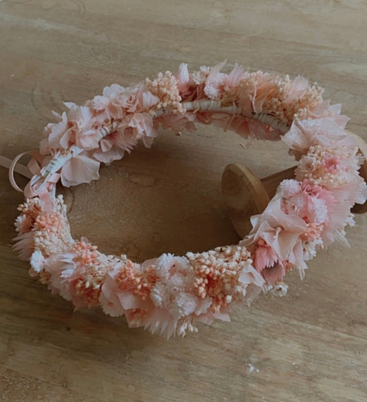 Couronnes fleurs séchées NUDE accessoires mariage et autres évènements. Bouquets, Peignes, couronnes, bracelets, boutonnières. Product vendor