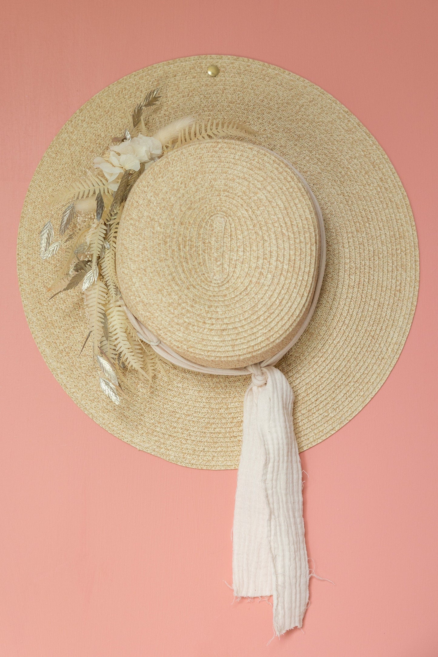Décoration fleurs séchées chapeau Product vendor