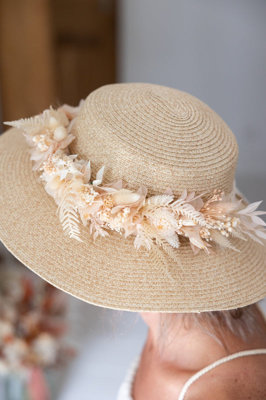 Décoration fleurs séchées chapeau Product vendor