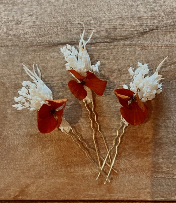 Couronnes fleurs séchées SUMMER accessoires mariage, autres évènements. Bouquets, Peignes, couronnes, boutonnières, bracelets, barrettes... Product vendor