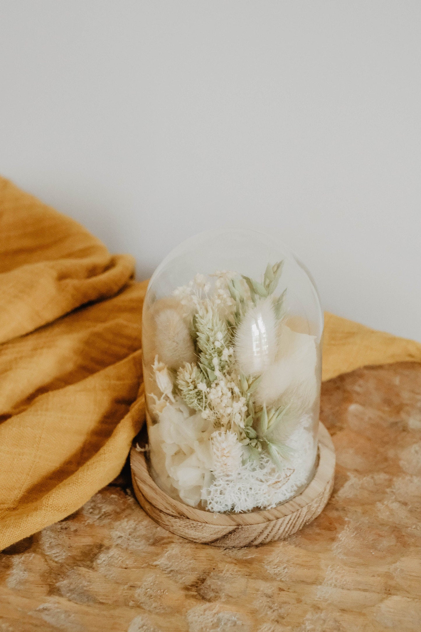 Cloche " JENNA " décoration d'intérieur en fleurs séchées blanc / vert Product vendor